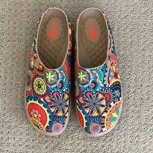 🔴UIN Women's Blossom Floral Print In/Outdoor Slipper DG4 Multi Sz 7.5